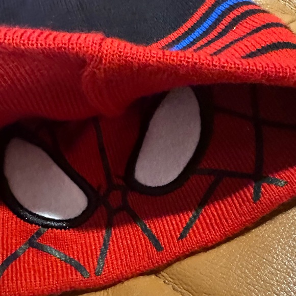 Reversible Little Kids Spider Man Winter Beanie (OS) - Picture 4 of 8